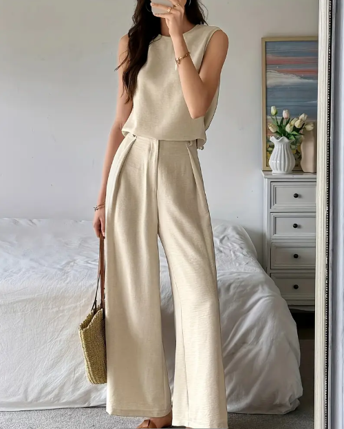 Elegant Sleeveless Top + Wide-Leg Pants [Two-Piece Set]